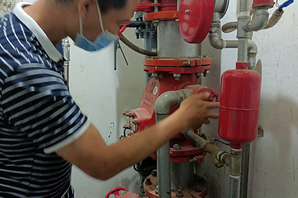 消防維?，F場